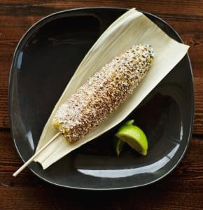 elote-black-plate-290x300