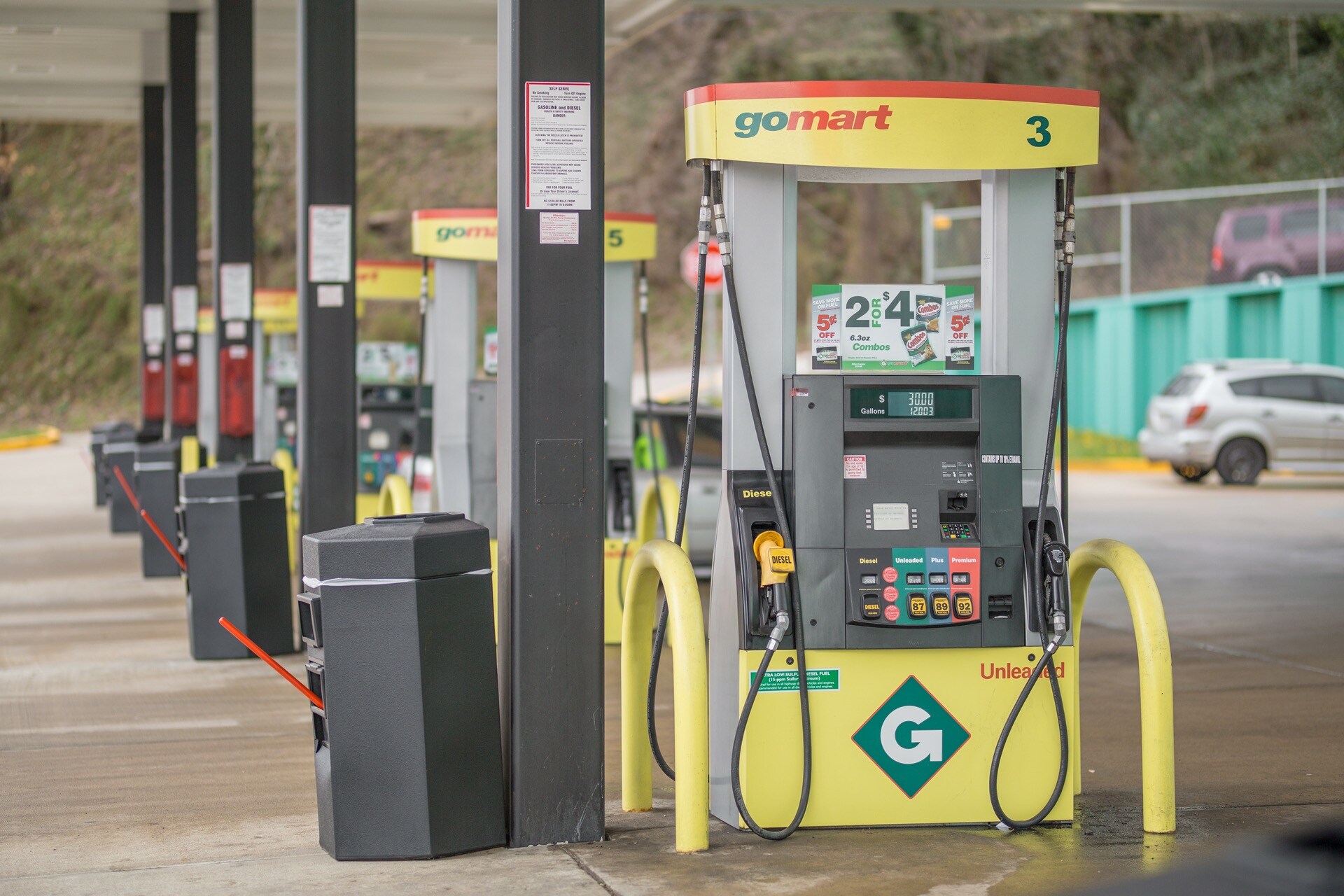 gomart convenience store image