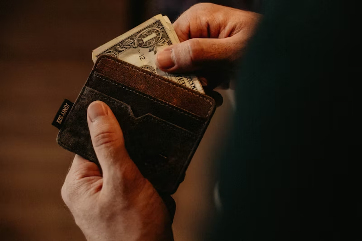 Consumer Spending Stats to Form Business Decisions Around