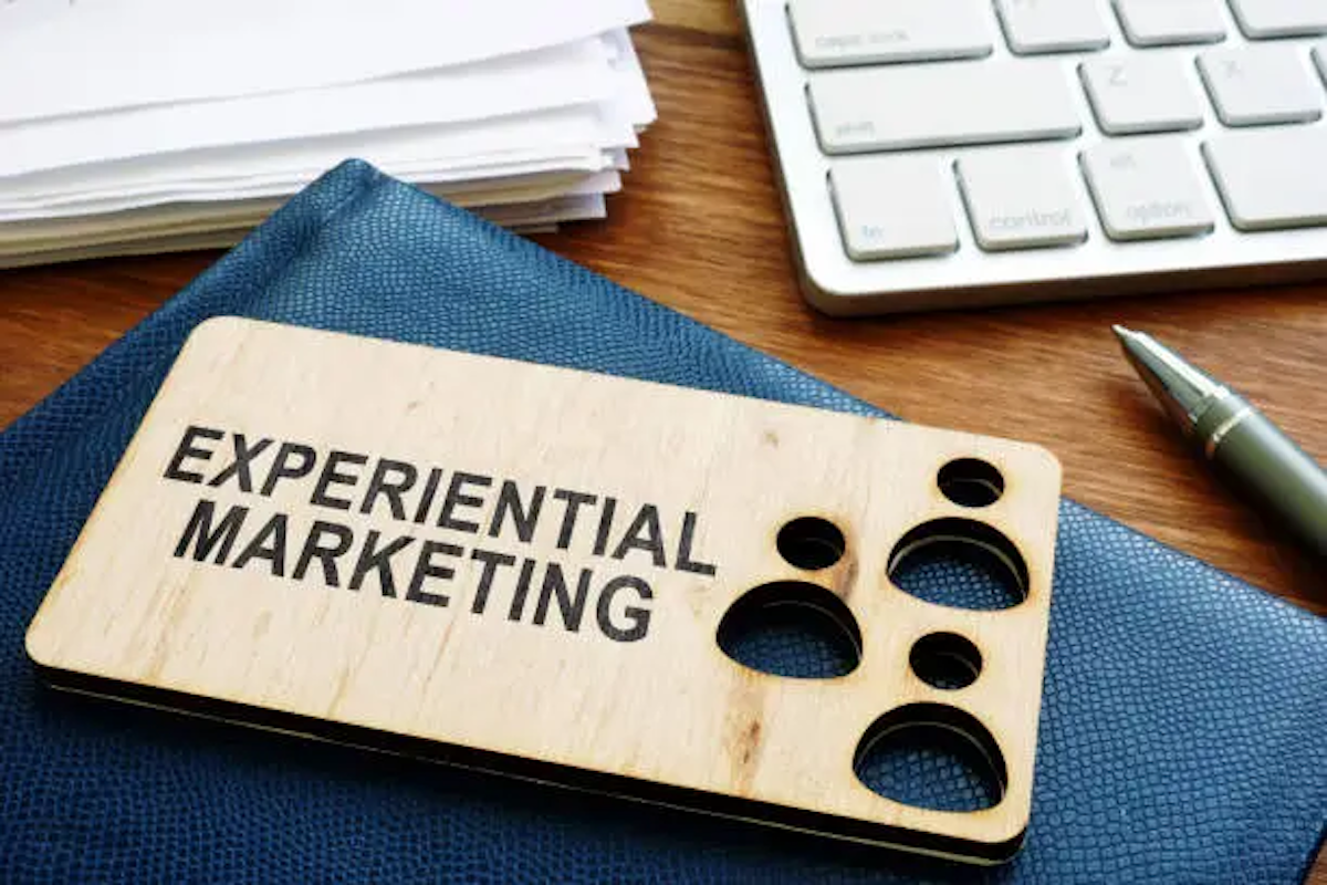 7 Experiential Marketing Techniques to Test with Your Brand