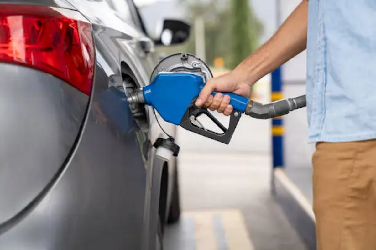 How Much Is It to Buy a Gas Station? 6 Facts for Your Deal