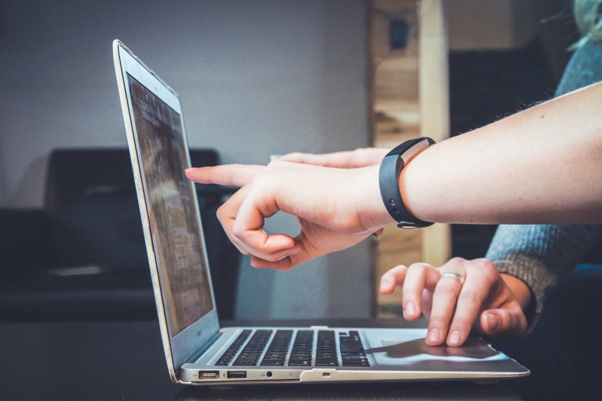 4 Online Food Ordering Websites to Take Inspiration From