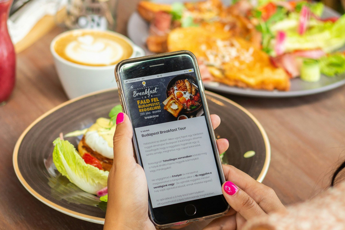 18 Reasons a Restaurant Mobile Ordering System Increases ROI